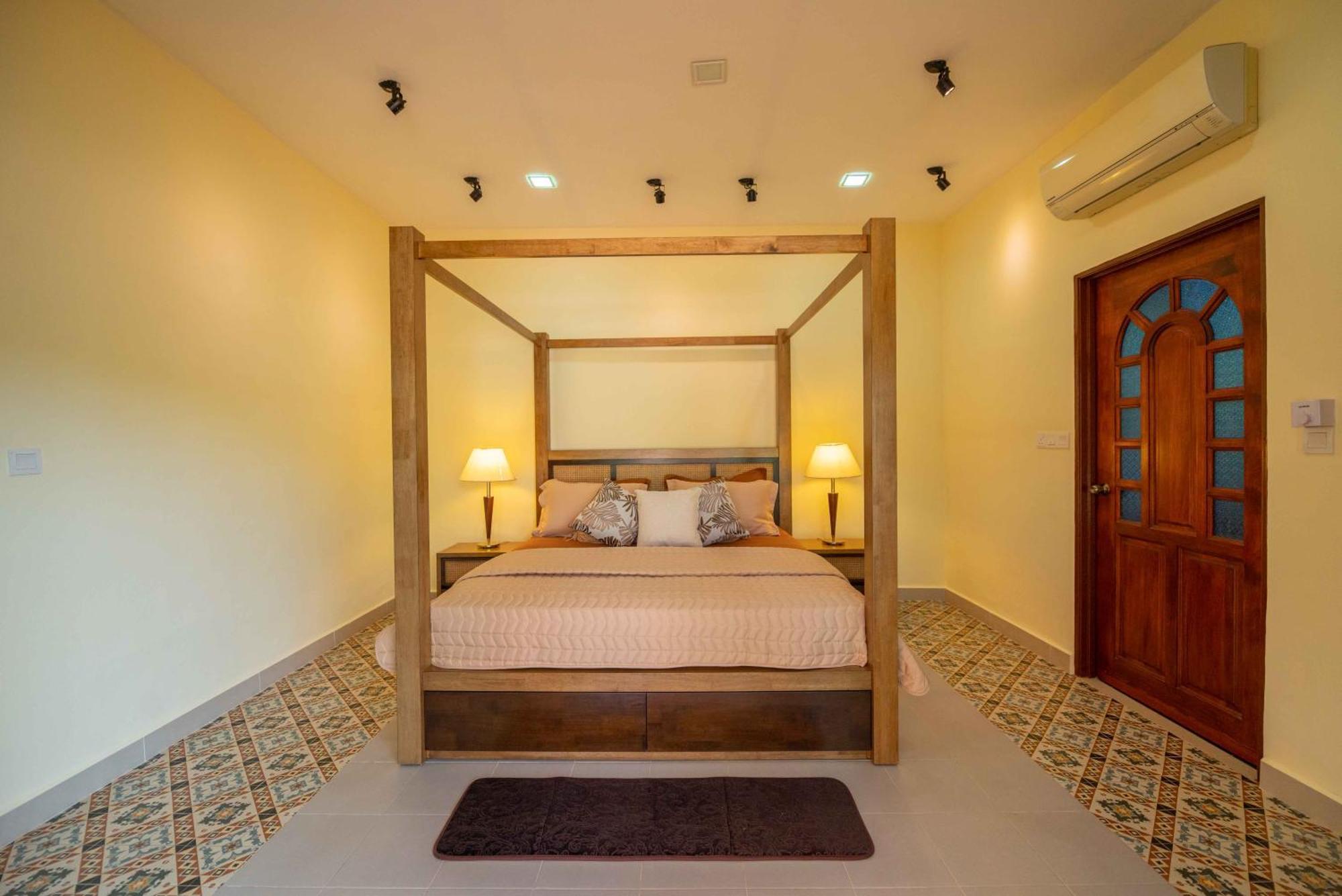 Limasan Villa Langkawi Pantai Cenang  Room photo