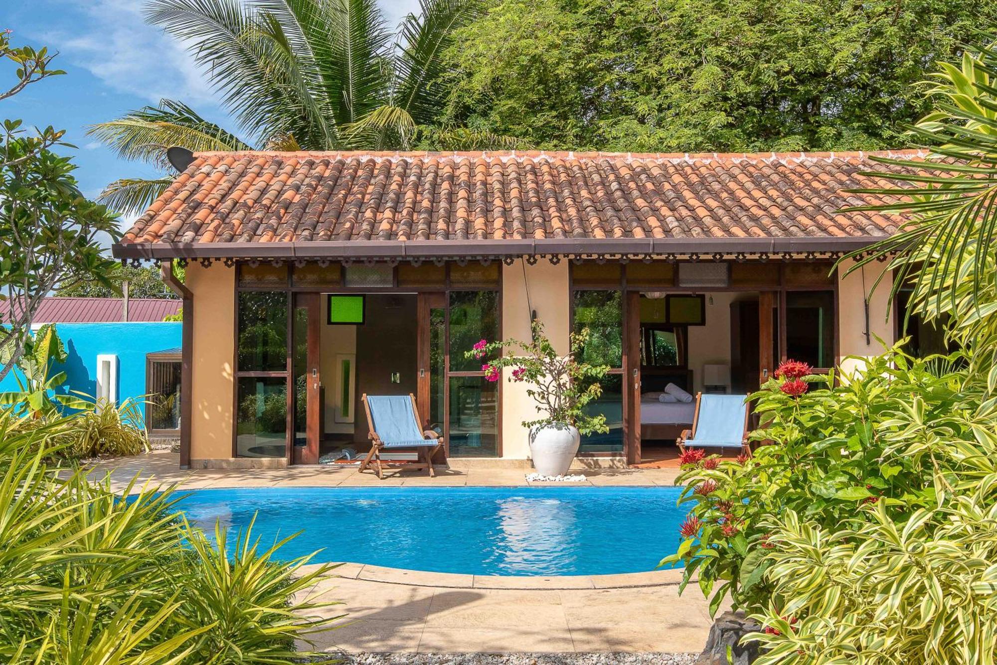 Limasan Villa Langkawi Pantai Cenang  Exterior photo